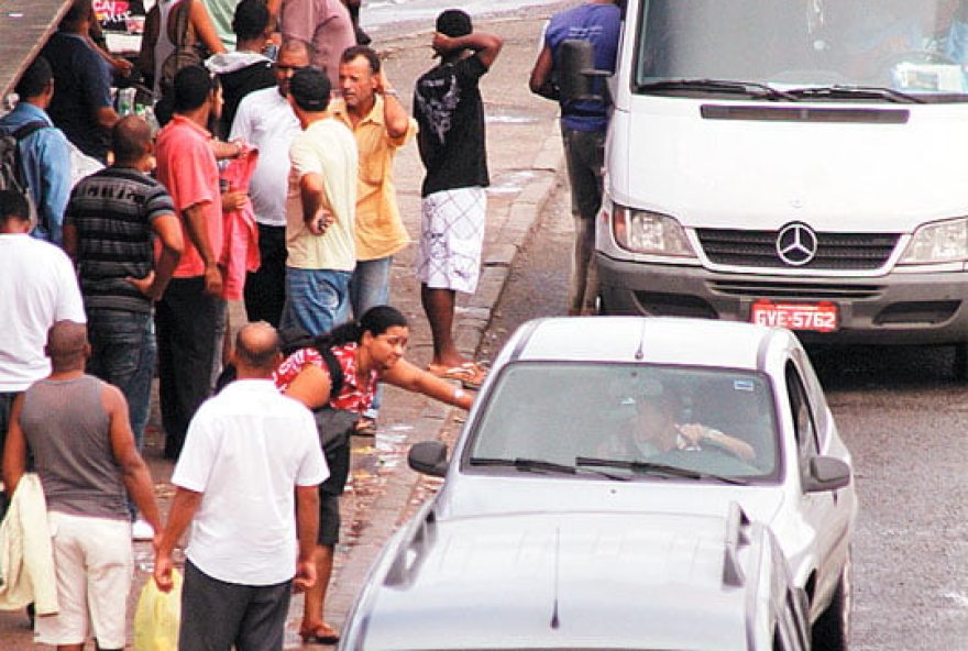 A proximidade do fim do ano deve fazer muitos goianos optarem pelo transporte clandestino em vez de um regular devido aos preços mais atrativos. (Foto: Astram)