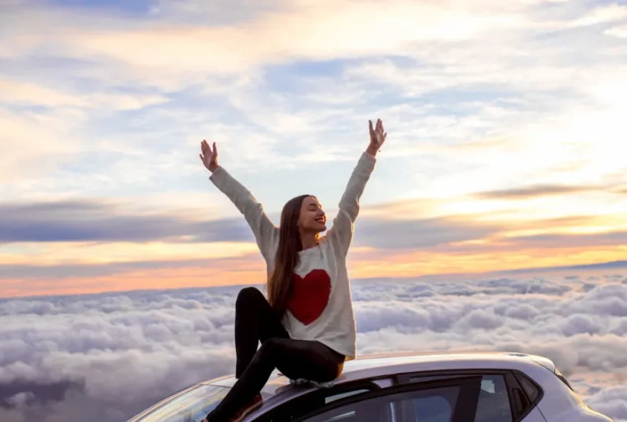 astrologia3A-a-felicidade-volta-a-espreitar-para-3-signos-durante-a-lua-em-aquario