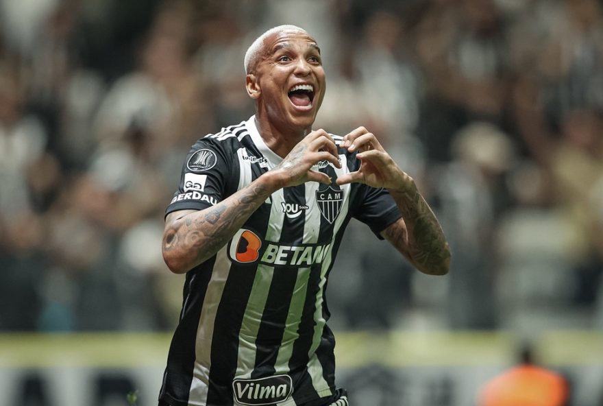 atacante-deyverson-do-atletico-mg-comenta-interesse-do-fortaleza3A-22esta-nas-maos-de-deus22-ultimas-noticias