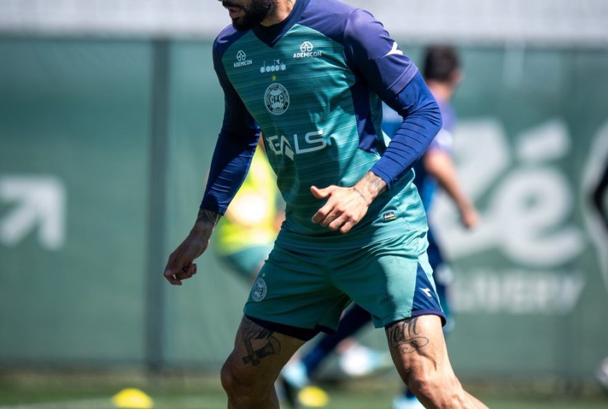 atacante-do-coritiba2C-rodrigo-rodrigues2C-sofre-lesao-grave-no-lca3A-futuro-incerto-em-2025 atacante-do-coritiba2C-rodrigo-rodrigues2C-sofre-lesao-grave-no-lca3A-futuro-incerto-em-2025