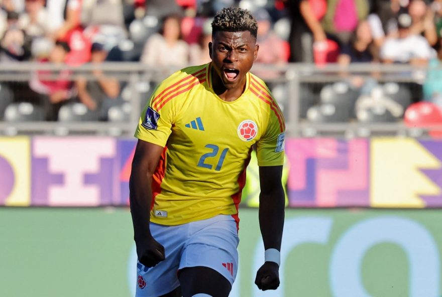 atacante-do-cruzeiro-brilha-na-espanha-e-leva-colombia-as-semifinais-do-mundial-sub-20-com-hat-trick3B-veja-os-gols
