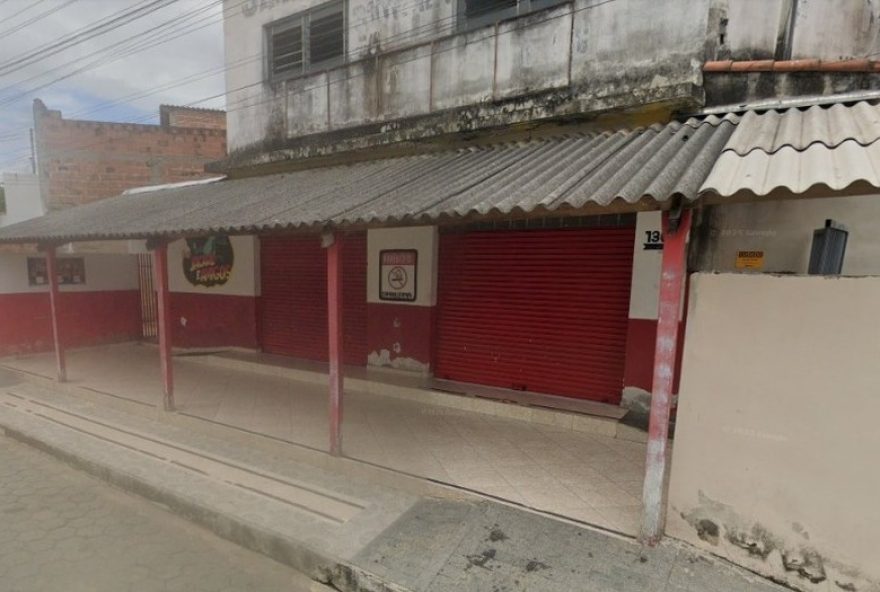 ataque-a-tiros-em-bar-de-cachoeira-paulista3A-vitima-falece-e-autor-segue-foragido