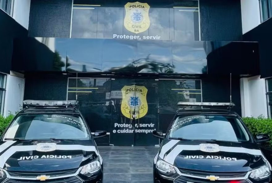 ataque-a-tiros-em-feira-de-santana3A-jovem-e-adolescente-mortos-em-crime-brutal ataque-a-tiros-em-feira-de-santana3A-jovem-e-adolescente-mortos-em-crime-brutal