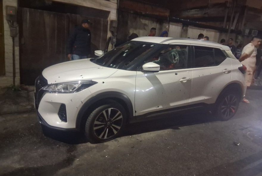 ataque-a-tiros-em-jacarepagua3A-mae-e-filha-feridas-em-disputa-de-grupos-criminosos