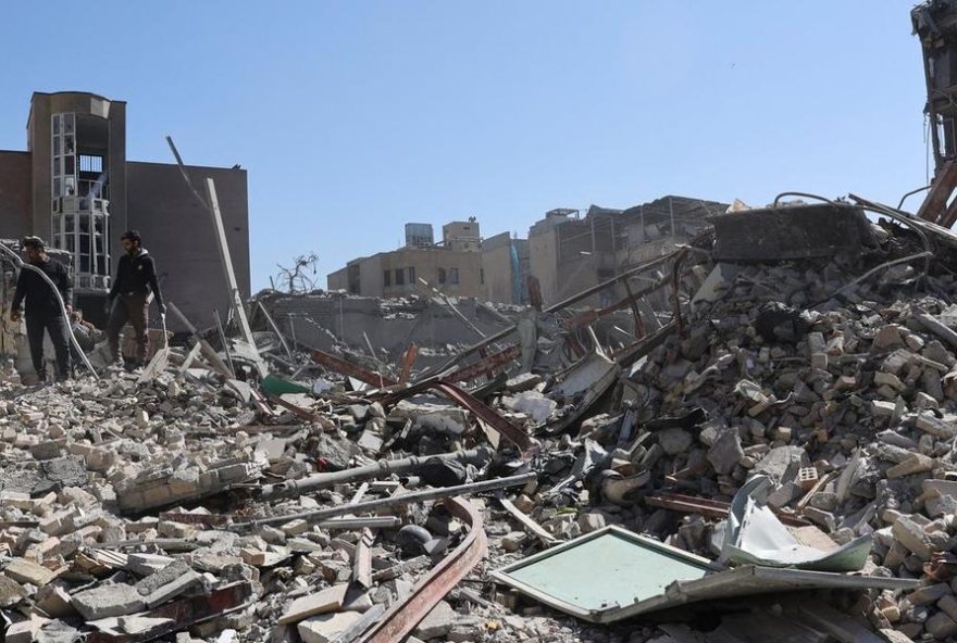 ataques-militares-dos-eua-e-israel-resultam-em-mais-de-1.230-mortos-no-ira0A0Adetalhes-chocantes-dos-ataques-que-atingiram-alvos-civis-no-ira ataques-militares-dos-eua-e-israel-resultam-em-mais-de-1.230-mortos-no-ira0A0Adetalhes-chocantes-dos-ataques-que-atingiram-alvos-civis-no-ira