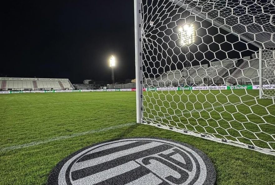 athletic-e-avai-se-enfrentam-em-duelo-crucial-pela-serie-b3A-historico-e-emocionante