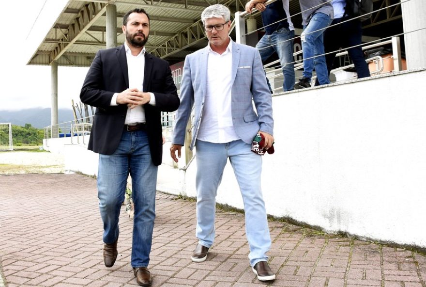 athletico-e-fluminense3A-parceria-essencial-para-o-acesso-a-serie-a-do-brasileirao