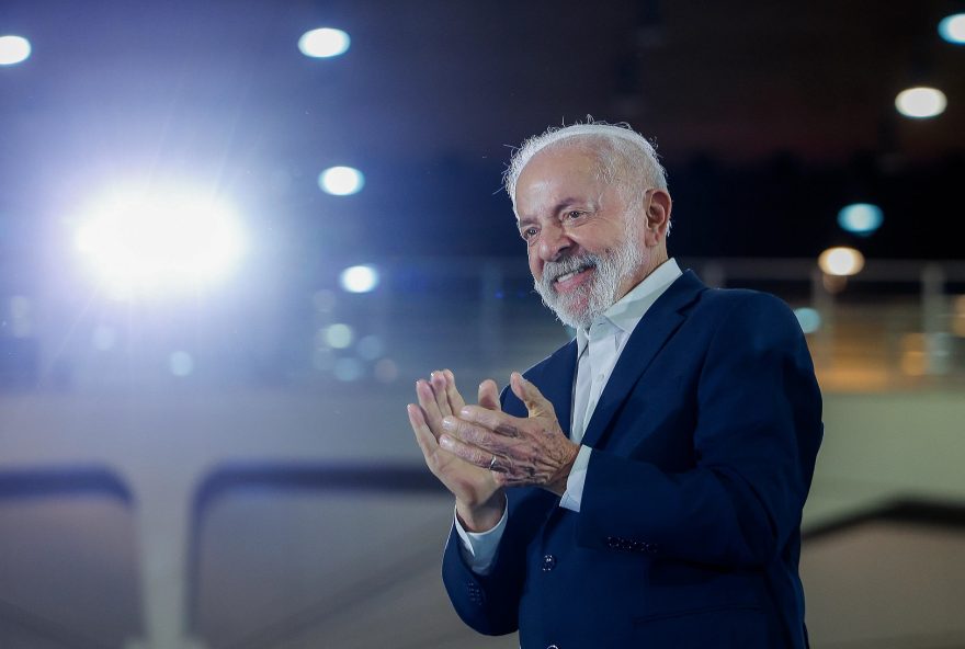 atlasintel3A-lula-lidera-cenarios-de-1o-turno-e-mantem-vantagem-estavel-para-2026 atlasintel3A-lula-lidera-cenarios-de-1o-turno-e-mantem-vantagem-estavel-para-2026