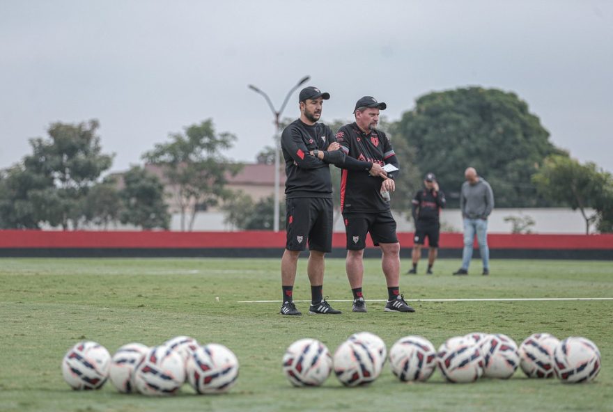 atletico-de-busca-protagonismo-contra-lider-goias-no-classico-do-campeonato-brasileiro