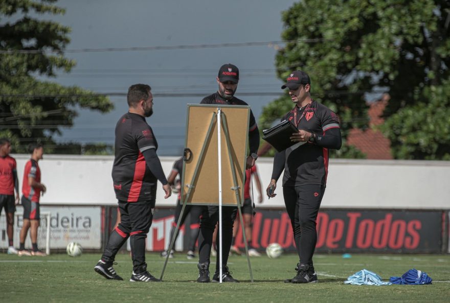 atletico-go-cheio-de-novidades3A-ate-nove-estreias-contra-anapolis-no-goianao