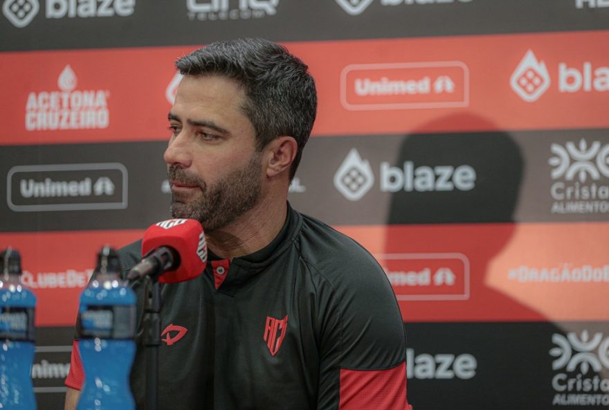 atletico-go-dedica-classificacao-a-presidente-e-mira-final-contra-goias3A-22solidariedade-em-primeiro-lugar22