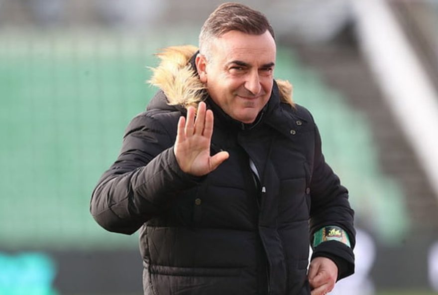 atletico-mg-busca-novo-tecnico3A-recusa-de-carvalhal-e-contato-com-pedro-martins
