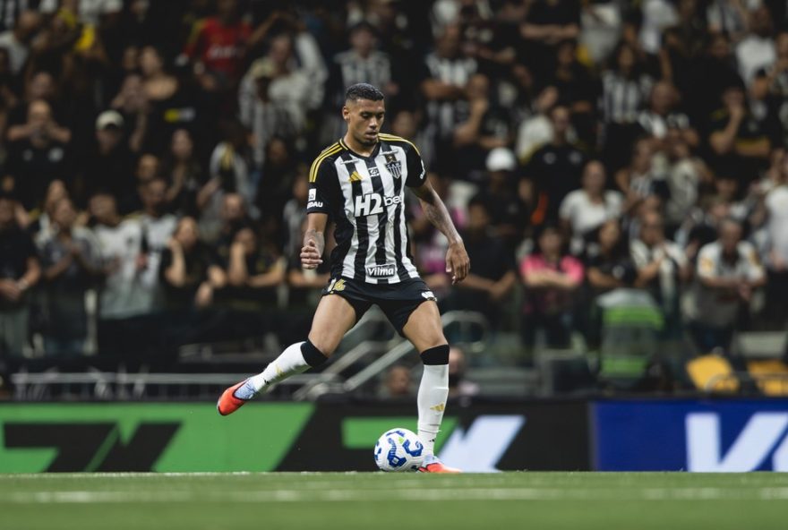 atletico-mg-empata-com-cruzeiro3A-destaques-de-dudu-e-bernard-no-brasileirao.-avalie-a-atuacao-dos-jogadores-e-confira-as-novidades-no-de