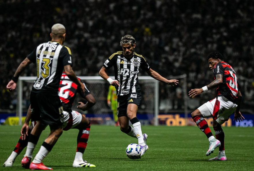 MG - BELO HORIZONTE - 06/08/2025 - COPA DO BRASIL 2025, ATLETICO-MG X FLAMENGO -Scarpa jogador do Atletico-MG durante partida contra o Flamengo no estadio Arena MRV pelo campeonato Copa Do Brasil 2025. Foto: Fernando Moreno/AGIF
