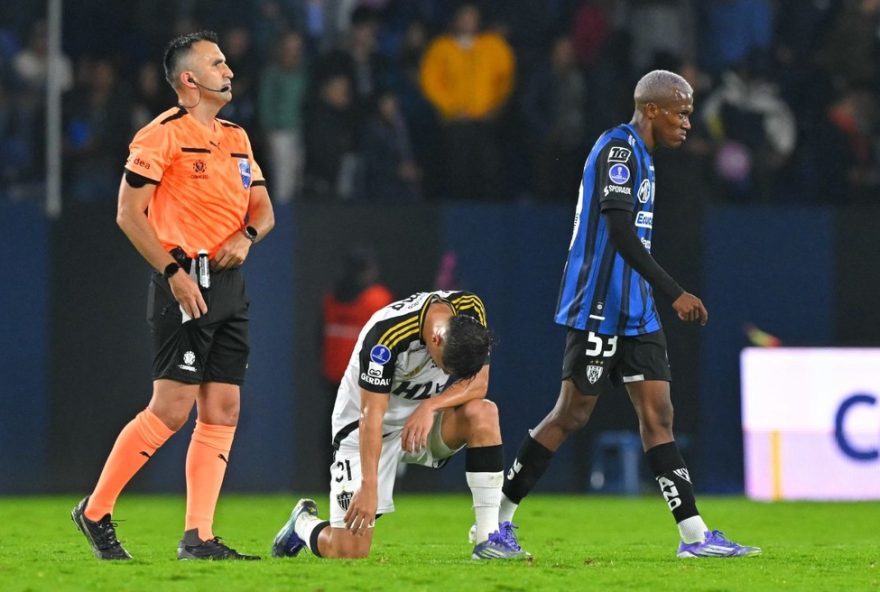 atletico-mg-reclama-de-arbitragem-em-empate-na-sul-americana3A-polemica-e-indignacao-na-partida-contra-independiente-del-valle-analise-pos-jogo