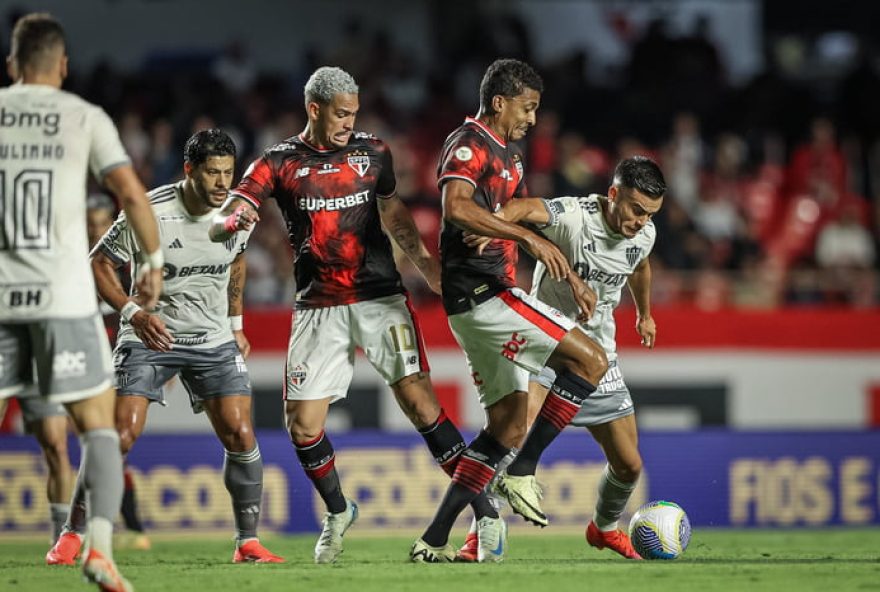 atletico-mg-sai-na-frente2C-mas-sao-paulo-busca-empate-em-jogo-eletrizante-no-brasileirao