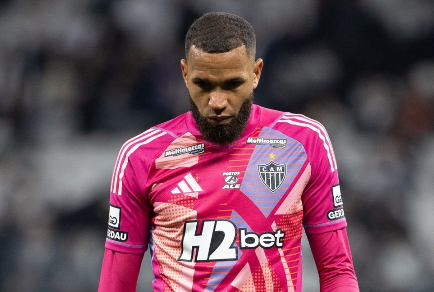 SP - SAO PAULO - 18/10/2025 - BRASILEIRO A 2025, CORINTHIANS X ATLETICO-MG - EVERSON goleiro do Atletico-MG durante partida contra o Corinthians no estadio Arena Corinthians pelo campeonato Brasileiro A 2025. Foto: Joisel Amaral/AGIF