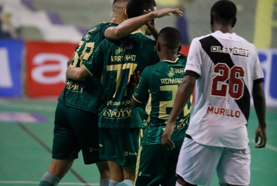atletico-pi-goleia-vasco-e-garante-vaga-nas-oitavas-do-brasileiro-de-futsal-2025
