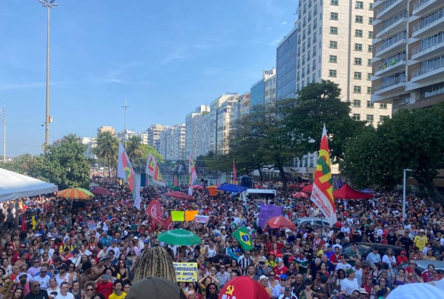 ato-contra-pec-da-blindagem-e-projeto-da-anistia-reuniu-412C8-mil-pessoas-em-copacabana