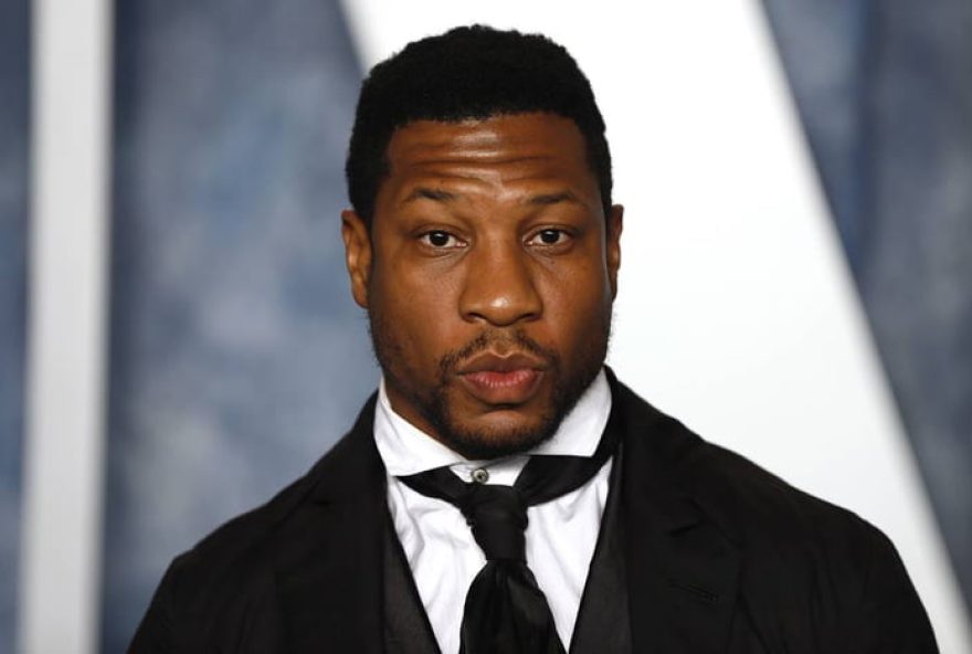 ator-da-marvel2C-jonathan-majors-admite-ter-estrangulado-a-ex-em-audio-gravado