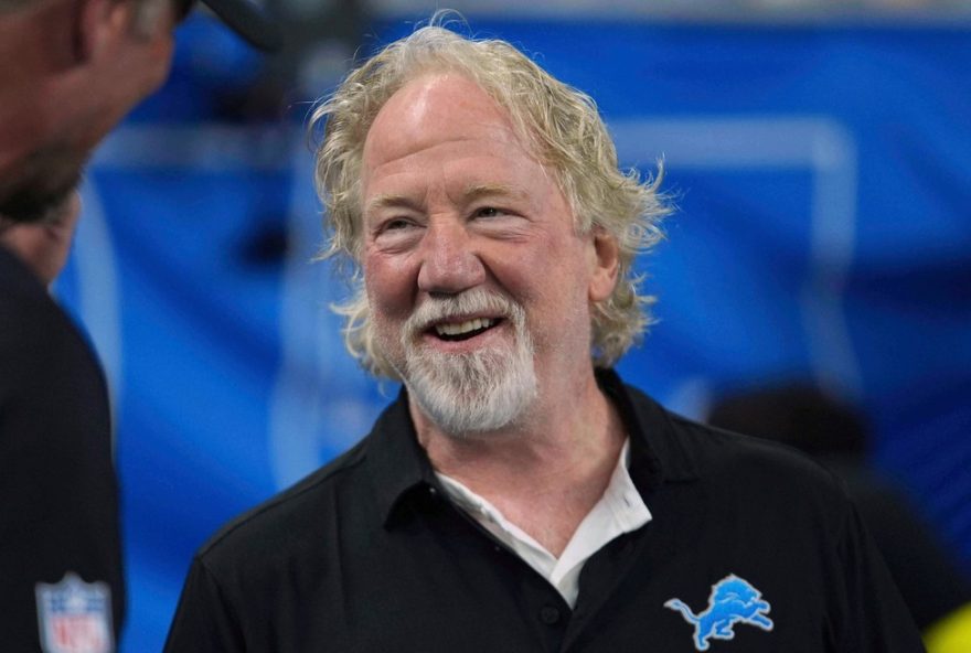 ator-timothy-busfield-e-solto-para-aguardar-julgamento-por-acusacao-de-abuso-infantil