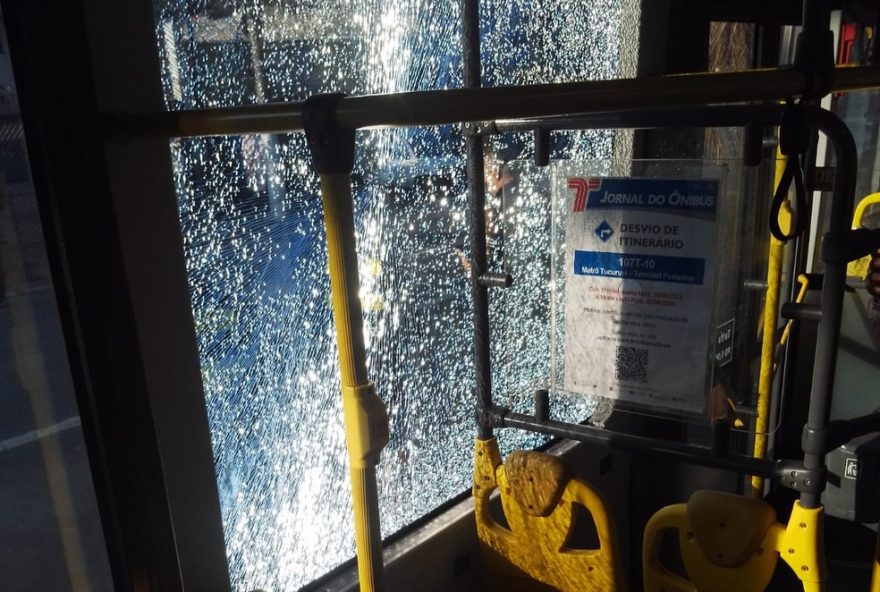atos-de-vandalismo-atingem-mais-de-240-onibus-na-grande-sao-paulo3A-confira-medidas-de-seguranca-e-investigacoes-em-andamento
