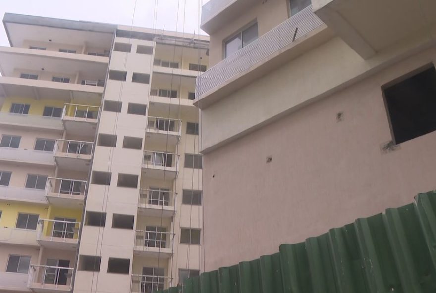 atrasos-na-entrega-de-apartamentos-em-niteroi-geram-angustia-em-familias-sem-moradia atrasos-na-entrega-de-apartamentos-em-niteroi-geram-angustia-em-familias-sem-moradia