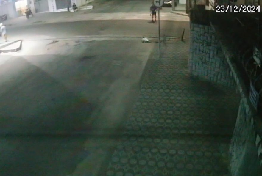 atropelamento-fatal-em-fortaleza3A-idosa-morre-apos-ser-atingida-por-motociclista-no-bairro-parque-presidente-vargas-policia-investiga-acidente-e-comunidade-clama-por-seguranca-no-transito