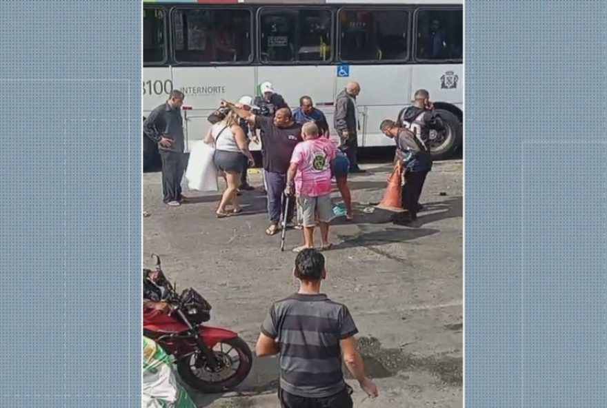 atropelamento-por-viatura-da-pm-no-rio3A-mulher-ferida-e-socorrida-e-investigacao-e-aberta-zona-norte-preocupa-com-seguranca-viaria