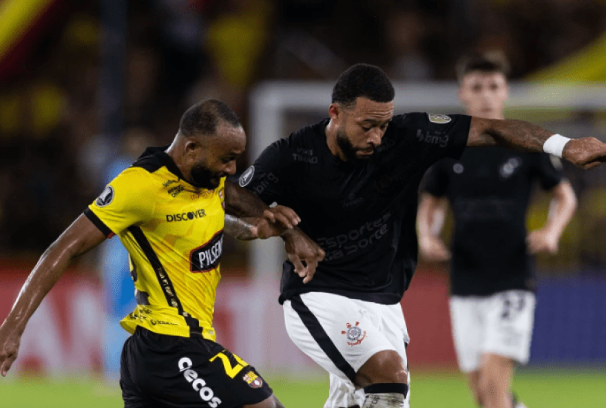 atuacao-decepcionante-de-garro-e-memphis-na-derrota-do-corinthians-analise-e-expectativas-para-jogo-de-volta-na-libertadores