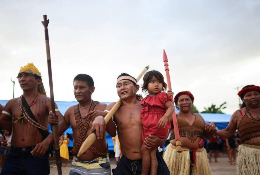 au-bresil2C-les-indigenes-font-reculer-lula-sur-la-privatisation-des-fleuves-en-amazonie au-bresil2C-les-indigenes-font-reculer-lula-sur-la-privatisation-des-fleuves-en-amazonie