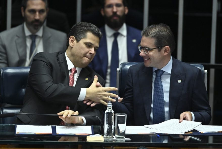 audiencia-publica-no-stf-reune-presidentes-da-camara-e-do-senado-sobre-emendas-impositivas3A-analise-constitucional