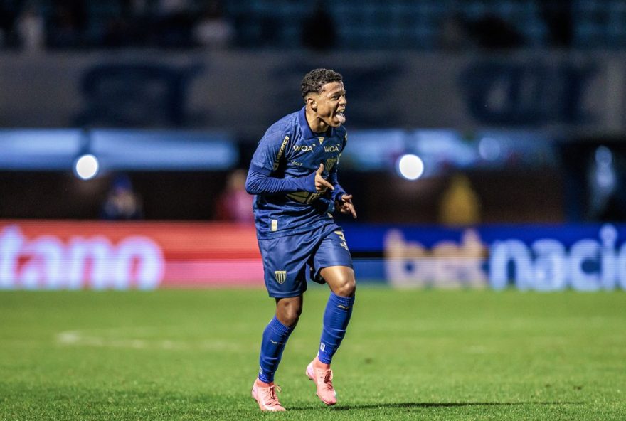 avai-adquire-thayllon-e-reforca-elenco-para-luta-pelo-acesso-na-serie-b