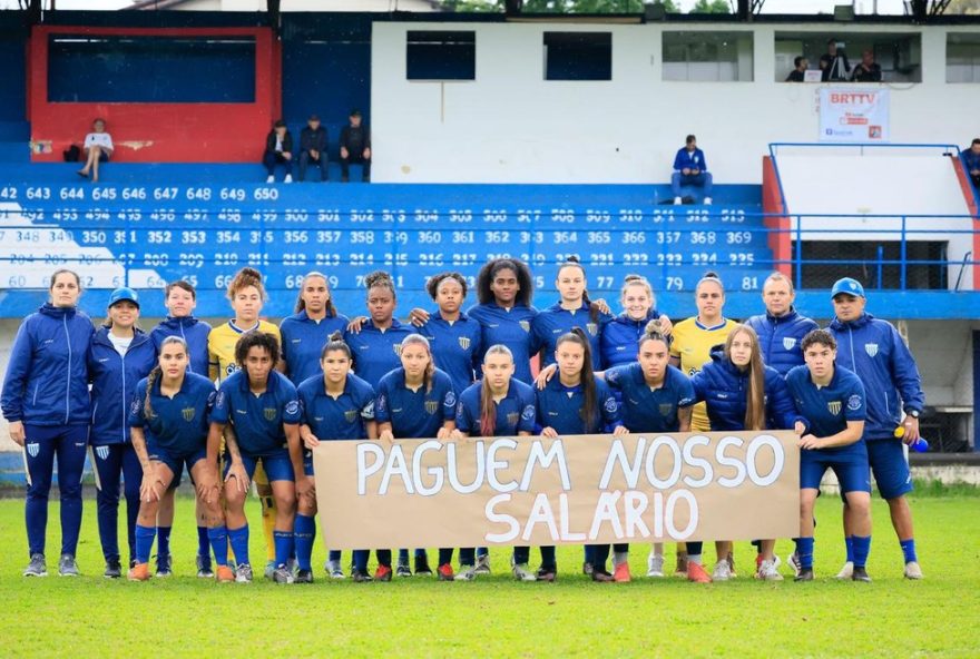 avai2Fkindermann-paga-salarios-atrasados-e-promete-novo-repasse-antes-da-final-do-catarinense-feminino.-situacao-gera-incertezas avai2Fkindermann-paga-salarios-atrasados-e-promete-novo-repasse-antes-da-final-do-catarinense-feminino.-situacao-gera-incertezas