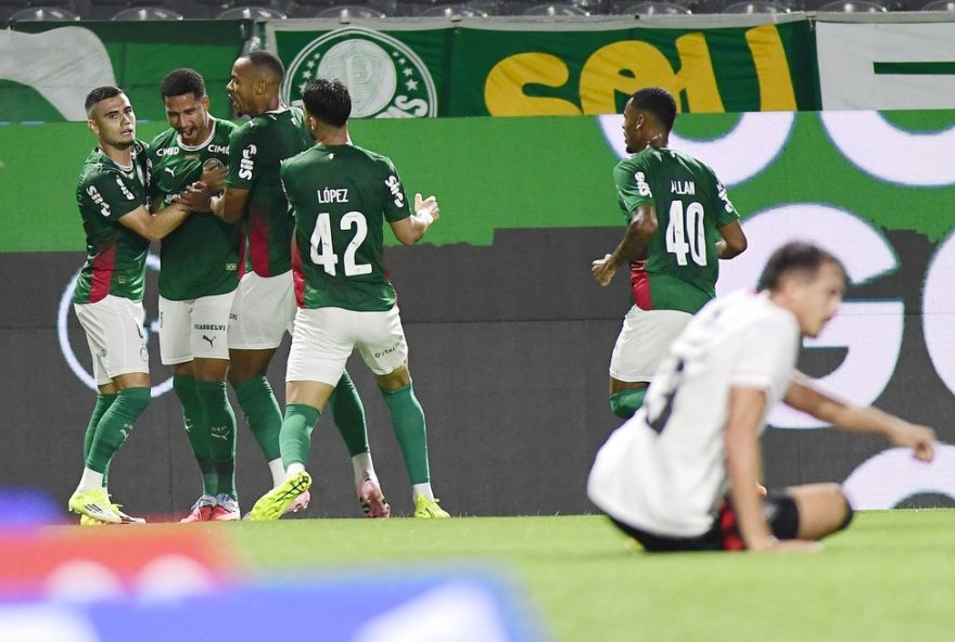 avaliacao-de-jogadores-do-palmeiras3A-andreas-e-murilo-se-destacam3B-de-suas-notas avaliacao-de-jogadores-do-palmeiras3A-andreas-e-murilo-se-destacam3B-de-suas-notas
