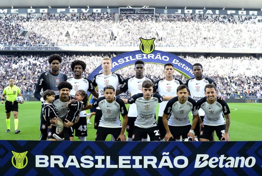avaliacao-dos-jogadores-do-corinthians-em-empate-contra-fortaleza3A-notas-e-destaques-campeonato-brasileiro-2025