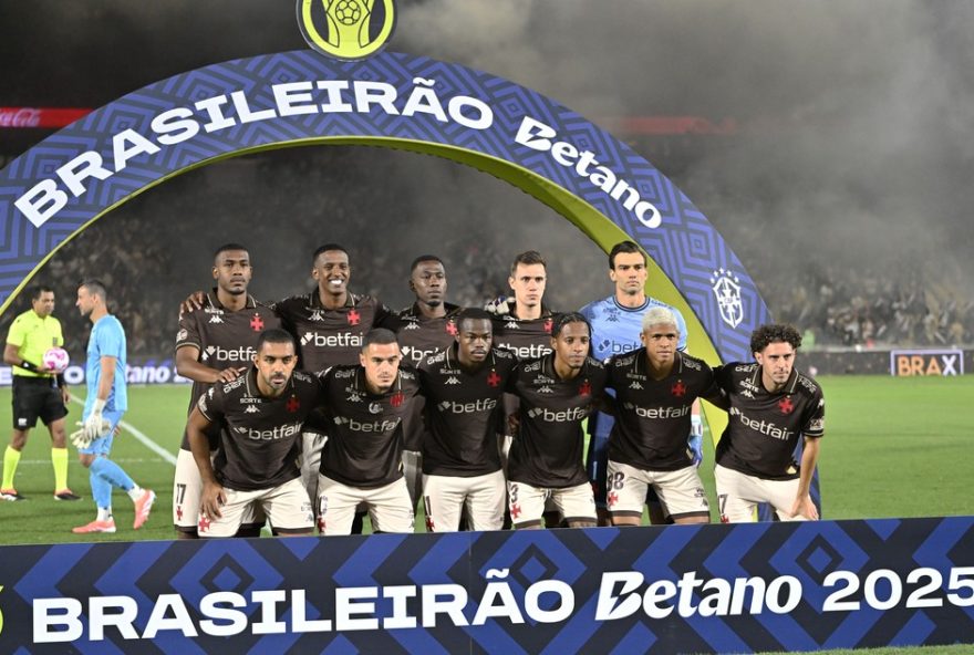 avaliacao-dos-jogadores-do-vasco-na-ultima-partida3A-destaque-para-rayan2C-barros-e-coutinho