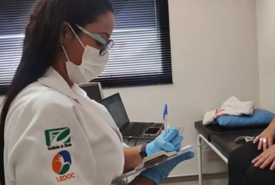 avaliacoes-cardiologicas-gratuitas-para-mulheres-em-tratamento-de-cancer-de-mama3A-agende-ja