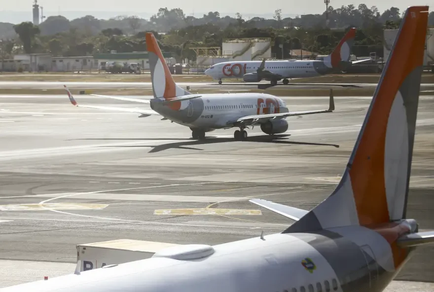 avioes-aeroporto_mcamgo_abr_290720221818-16