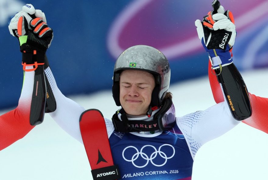 avo-emocionada-parabeniza-lucas-pinheiro-por-ouro-historico-nas-olimpiadas-de-milao-cortina avo-emocionada-parabeniza-lucas-pinheiro-por-ouro-historico-nas-olimpiadas-de-milao-cortina