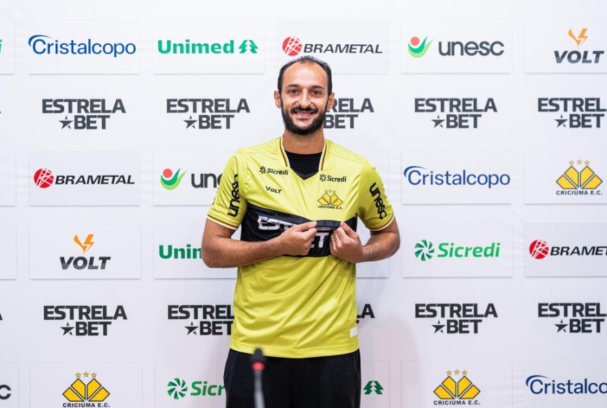 axel-lopes3A-a-curiosa-historia-por-tras-do-novo-goleiro-do-criciuma