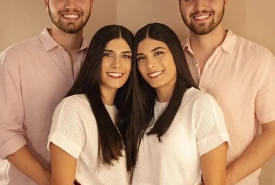 Larissa, Letícia, Lucas e Felipe, o "casal twins" (Foto: Reprodução/Instagram)