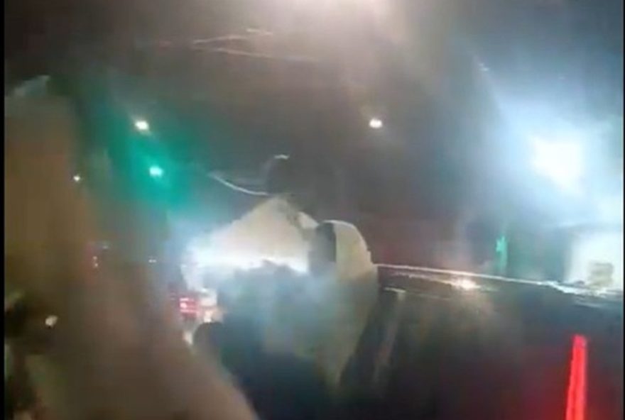 bad-bunny-interage-com-torcedores-do-palmeiras-apos-show-no-allianz-parque bad-bunny-interage-com-torcedores-do-palmeiras-apos-show-no-allianz-parque