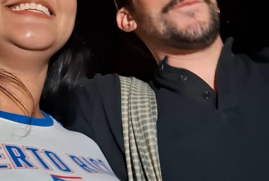 bad-bunny-surpreende-fas-em-sao-paulo-com-gentileza-e-perfume-marcante-no-restaurantedom bad-bunny-surpreende-fas-em-sao-paulo-com-gentileza-e-perfume-marcante-no-restaurantedom