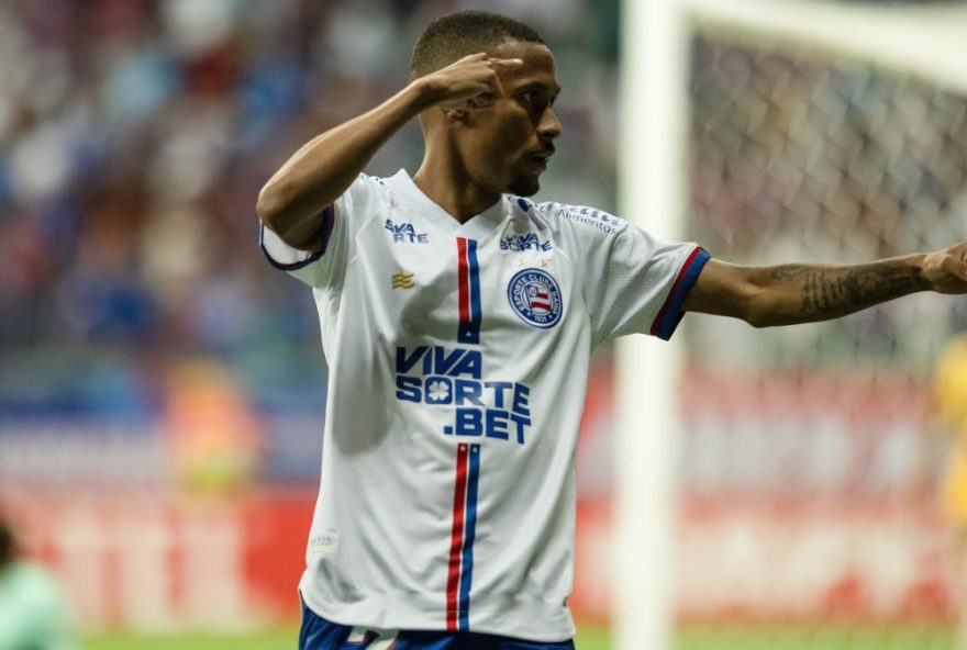 bahia-avanca-na-libertadores-com-brilho-de-ademir3A-3x0-sobre-the-strongest