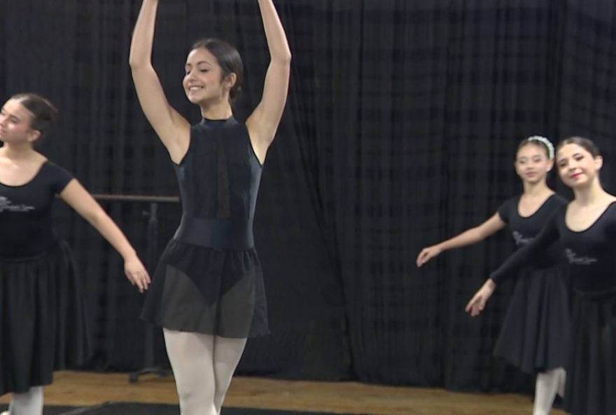 bailarina-gaucha-busca-apoio-para-representar-brasil-no-ballet-da-opera-de-paris