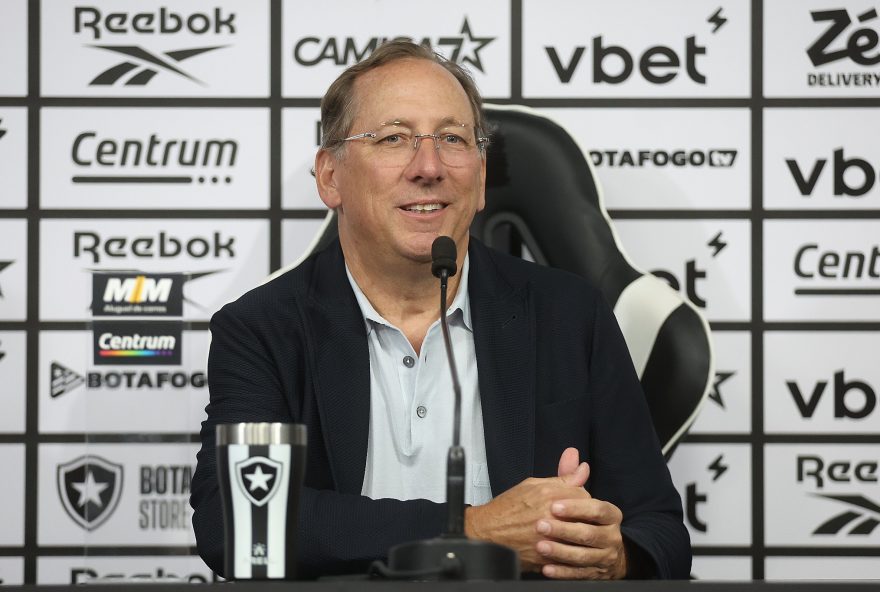 balanco-financeiro-do-botafogo-revela-receita-de-r24-720-milhoes-e-prejuizo-de-quase-r24-300-milhoes