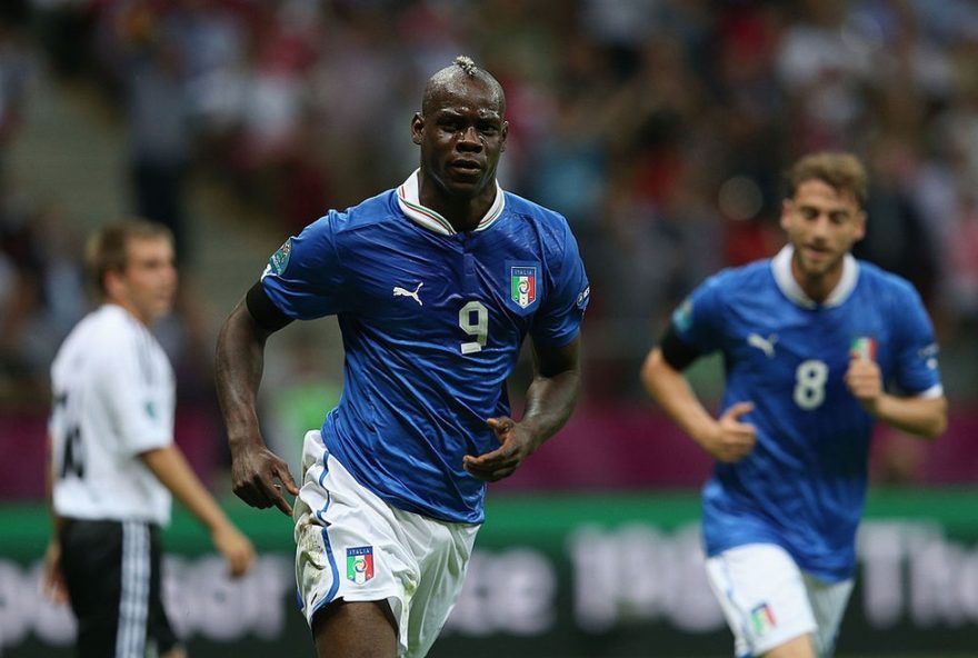 balotelli-critica-falta-de-orgulho-dos-jogadores-da-italia-pela-selecao3A-22nao-ha-mais-vontade-de-defender-a-camisa22