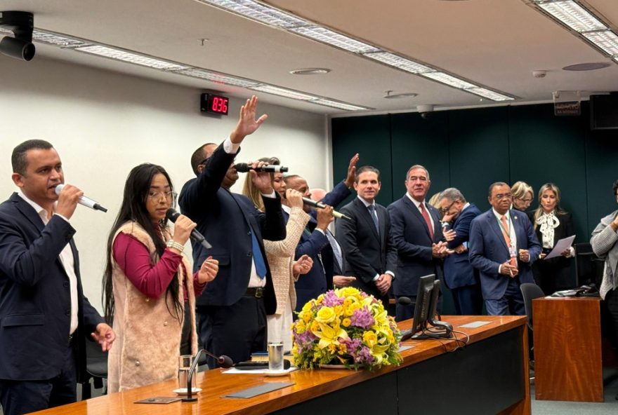 bancada-crista-na-camara-busca-voto-nas-reunioes-de-lideres3A-proposta-em-pauta