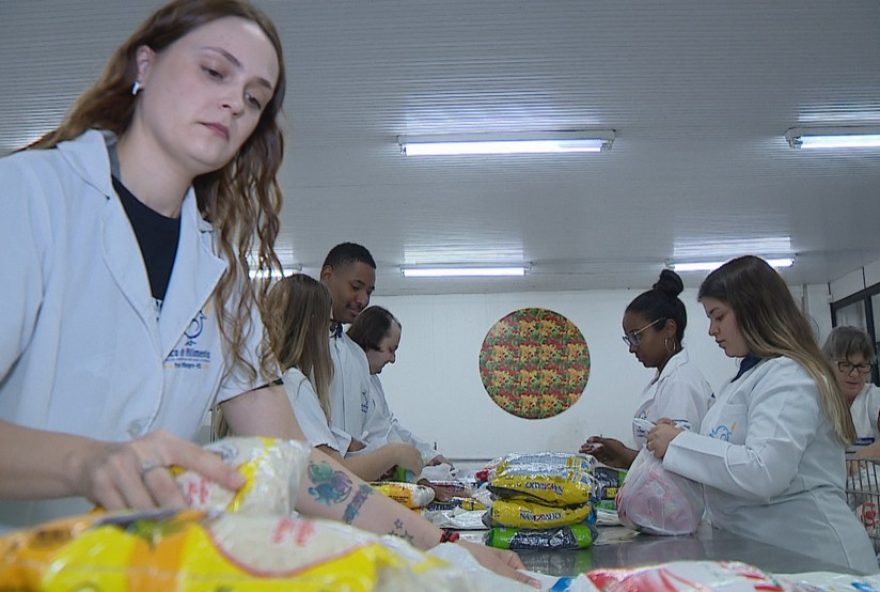 banco-de-alimentos-do-de3A-25-anos-de-combate-a-fome-e-a-desnutricao-em-31-municipios-do-sul-do-brasil banco-de-alimentos-do-de3A-25-anos-de-combate-a-fome-e-a-desnutricao-em-31-municipios-do-sul-do-brasil